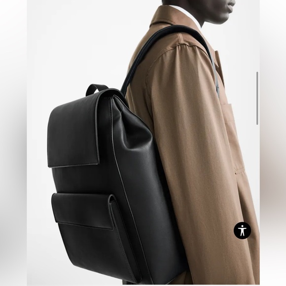 Zara FLAP BACKPACK NWT Monochromatic Main compartment with magnetic closure - Picture 3 of 7